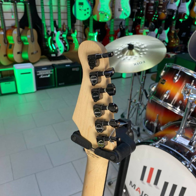 Электрогитара Clevan CST-52/FR-BK Электрогитара Clevan CST-52/FR-BK