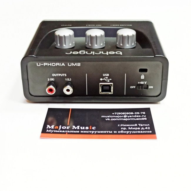 Аудиоинтерфейс BEHRINGER UM2 Аудиоинтерфейс BEHRINGER UM2