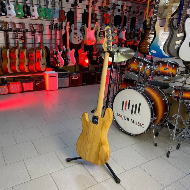 Бас-гитара Stagg SBP-30 NAT цвет натуральный (пресижн)