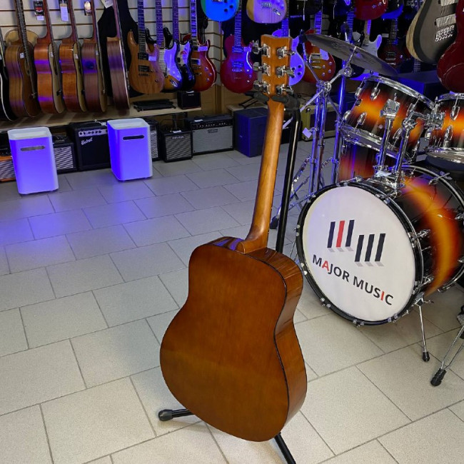 Акустическая гитара Yamaha F310