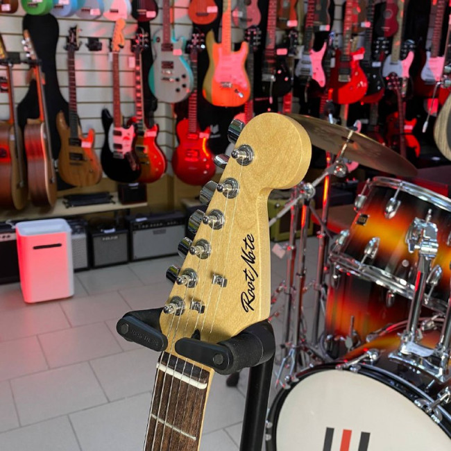 Электрогитара Root Note ST201-BSB цвет коричневый санберст