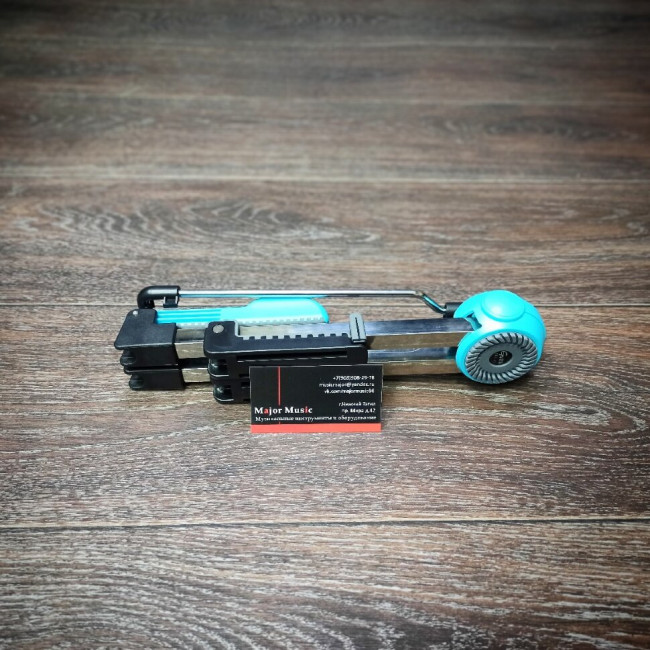 Стойка для гитары Guitto GGS-03-BL складная синяя Стойка для гитары Guitto GGS-03-BL складная синяя