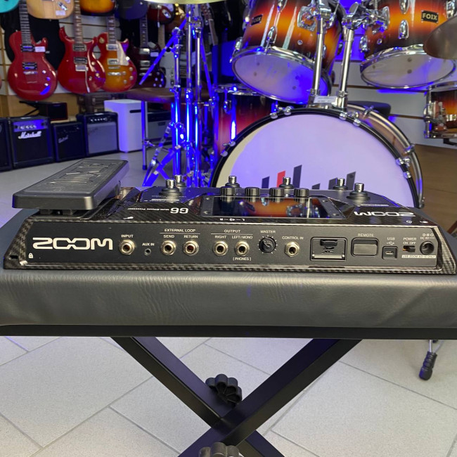 Гитарный процессор мультиэффектов Zoom G6