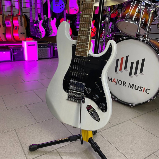 Электрогитара Stagg SES-60 WHB цвет белый Электрогитара Stagg SES-60 WHB цвет белый