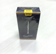 Трости для кларнета Bb Vandoren №2.5 CR1025 традиционные Трости для кларнета Bb Vandoren №2.5 CR1025 традиционные