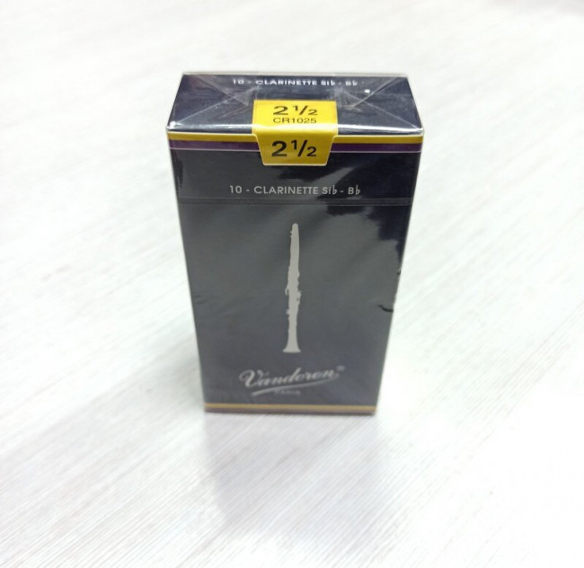 Трости для кларнета Bb Vandoren №2.5 CR1025 традиционные Трости для кларнета Bb Vandoren №2.5 CR1025 традиционные
