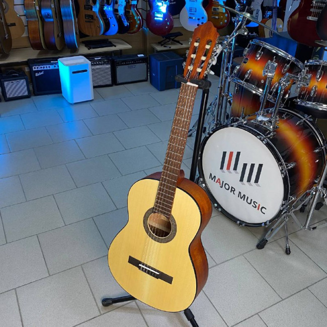 Классическая гитара Cort AC100-OP  4/4 матовая