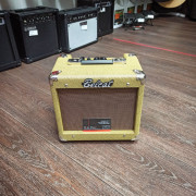 Гитарный комбоусилитель Belcat V10G Vintage 10Вт Гитарный комбоусилитель Belcat V10G Vintage 10Вт