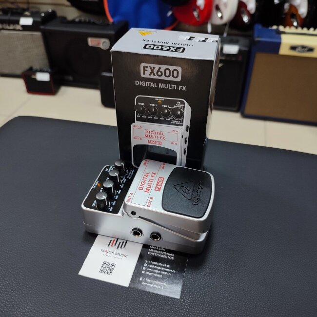 Педаль эффектов Behringer FX600 мультиэффекты Педаль эффектов Behringer FX600 мультиэффекты