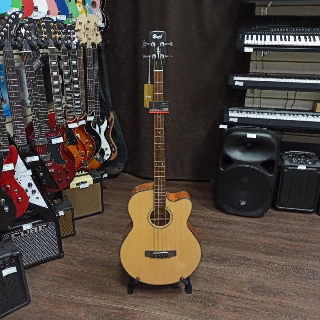 Электроакустическая бас-гитара Cort AB850F-NAT-BAG с вырезом