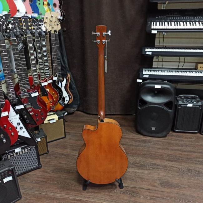 Электроакустическая бас-гитара Cort AB850F-NAT-BAG с вырезом
