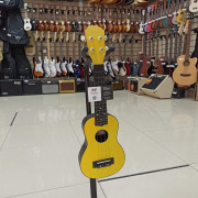 Укулеле сопрано TERRIS PLUS-50 YW цвет желтый Укулеле сопрано TERRIS PLUS-50 YW цвет желтый