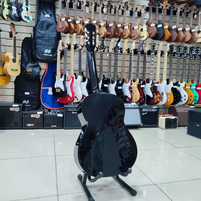 Классическая гитара Flight C-120 BK 4/4 цвет черный