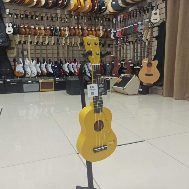 Укулеле сопрано Veston KUS 25 BANANA с рисунком Укулеле сопрано Veston KUS 25 BANANA с рисунком