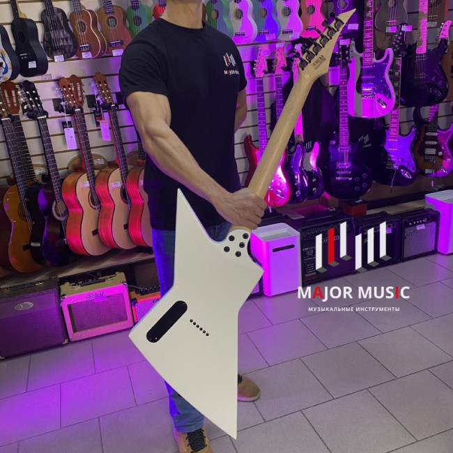 Электрогитара S by Solar EB4.6W "Explorer" цвет белый чехол в комплекте