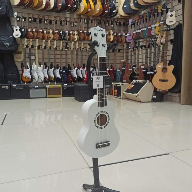 Укулеле сопрано Veston KUS 15WH цвет белый Укулеле сопрано Veston KUS 15WH цвет белый