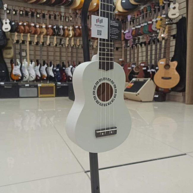 Укулеле сопрано Veston KUS 15WH цвет белый Укулеле сопрано Veston KUS 15WH цвет белый