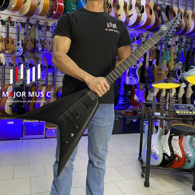 Электрогитара S by Solar VB4.6C "V" цвет черный чехол в комплекте (УЦЕНКА)