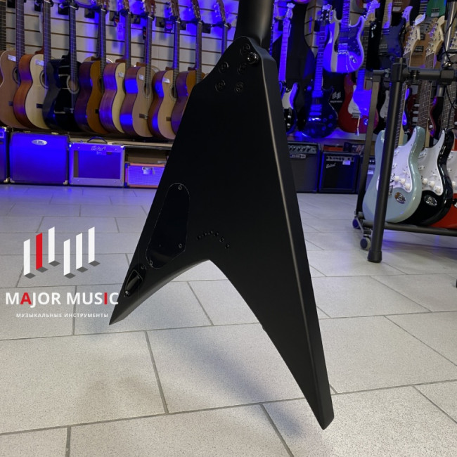 Электрогитара S by Solar VB4.6C "V" цвет черный чехол в комплекте (УЦЕНКА)