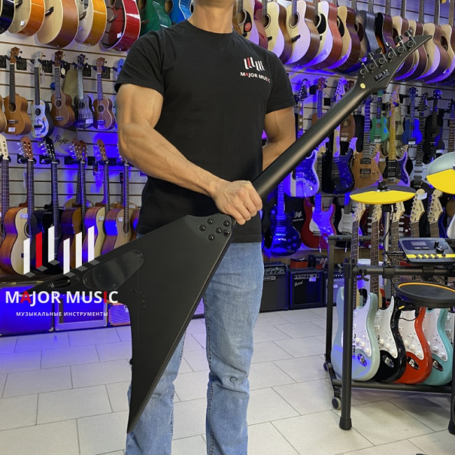 Электрогитара S by Solar VB4.6C "V" цвет черный чехол в комплекте (УЦЕНКА)