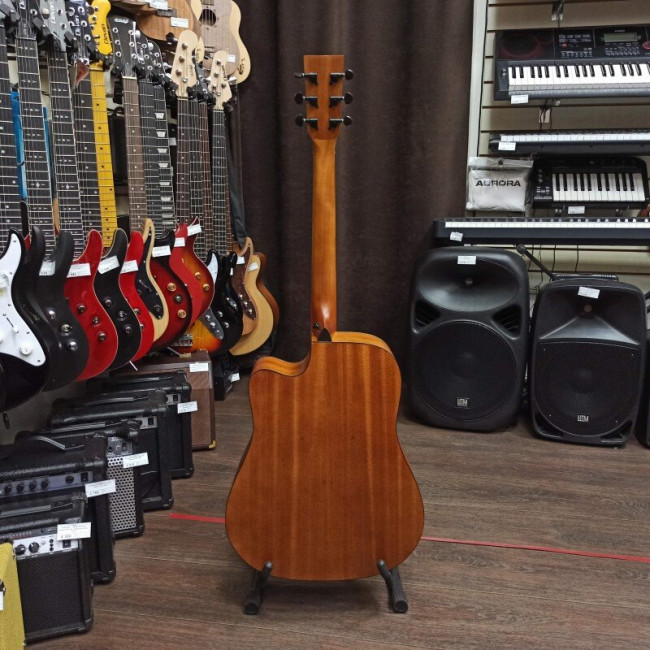 Акустическая гитара BEAUMONT DG142C с вырезом цвет натуральный