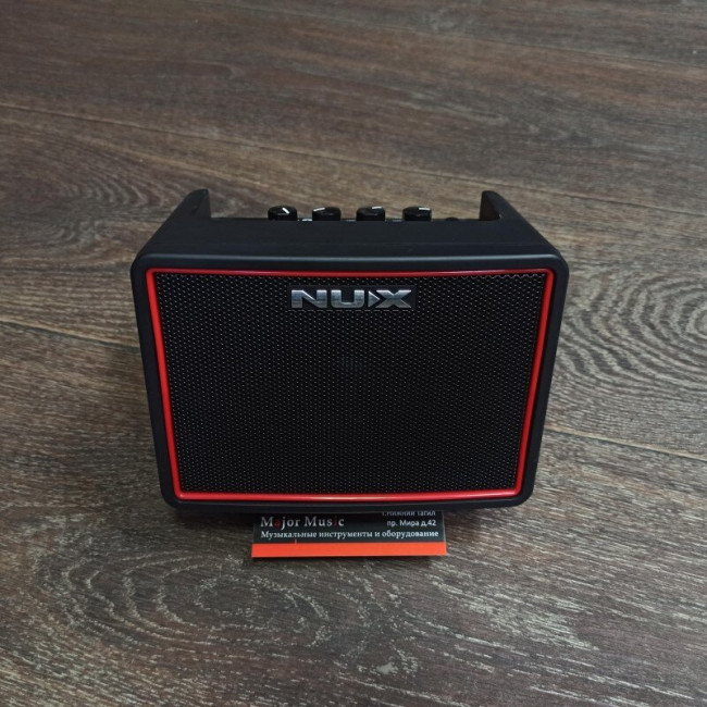 Гитарный комбоусилитель NUX Cherub Mighty-Lite-BT 3Вт Гитарный комбоусилитель NUX Cherub Mighty-Lite-BT 3Вт