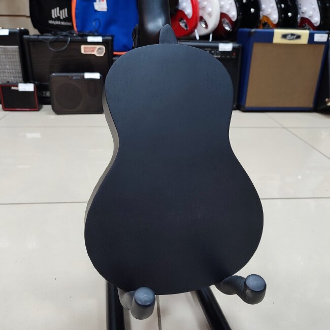 Укулеле концерт VESTON KUC100 BK цвет черный Укулеле концерт VESTON KUC100 BK цвет черный