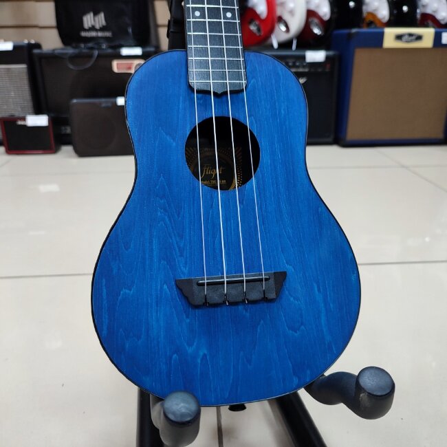 Укулеле концерт FLIGHT TUC-35 DB цвет синий чехол в комплекте Укулеле концерт FLIGHT TUC-35 DB цвет синий чехол в комплекте