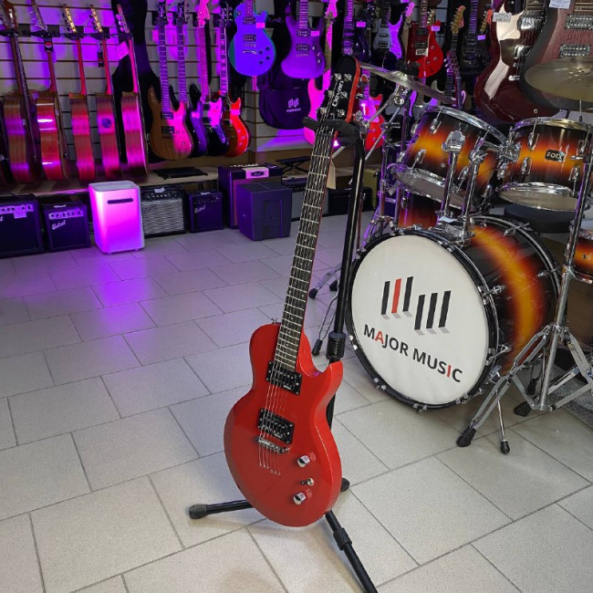 Электрогитара Clevan CP-10-RD-GLOSS цвет красный глянец Электрогитара Clevan CP-10-RD-GLOSS цвет красный глянец