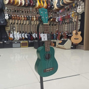 Укулеле сопрано Veston KUS-15BL-I цвет синий Укулеле сопрано Veston KUS-15BL-I цвет синий