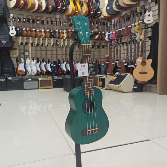 Укулеле сопрано Veston KUS-15BL-I цвет синий Укулеле сопрано Veston KUS-15BL-I цвет синий