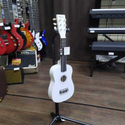 Гиталеле Belucci XU23-21White цвет белый Гиталеле Belucci XU23-21White цвет белый