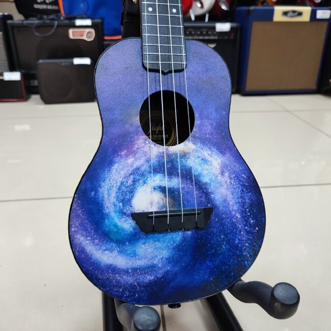 Укулеле концерт FLIGHT TUC-40 SPACE с рисунком чехол в комплекте