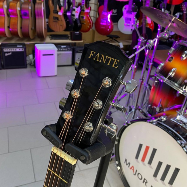 Акустическая гитара Fante FT-D38-BK черная с вырезом Акустическая гитара Fante FT-D38-BK черная с вырезом