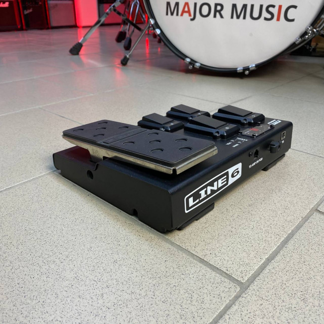 б/у Футсвитч педаль LINE 6 FBV EXPRESS MKII для комбоусилителей Line 6 Spider б/у Футсвитч педаль LINE 6 FBV EXPRESS MKII для комбоусилителей Line 6 Spider