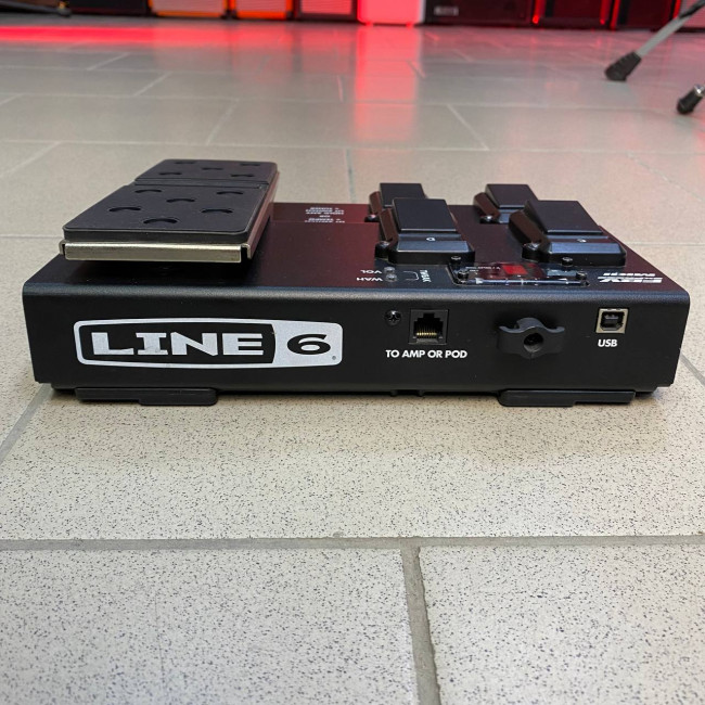 б/у Футсвитч педаль LINE 6 FBV EXPRESS MKII для комбоусилителей Line 6 Spider б/у Футсвитч педаль LINE 6 FBV EXPRESS MKII для комбоусилителей Line 6 Spider