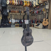 Укулеле сопрано FLIGHT TUS-40 ARCANA Travel цвет черный с рисунком чехол в комплекте