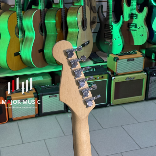 б/у Электрогитара Aura KG01* б/у Электрогитара Aura KG01*