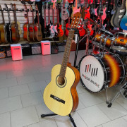 Классическая гитара Almires C-15 OP 4/4 цвет натуральный Классическая гитара Almires C-15 OP 4/4 цвет натуральный