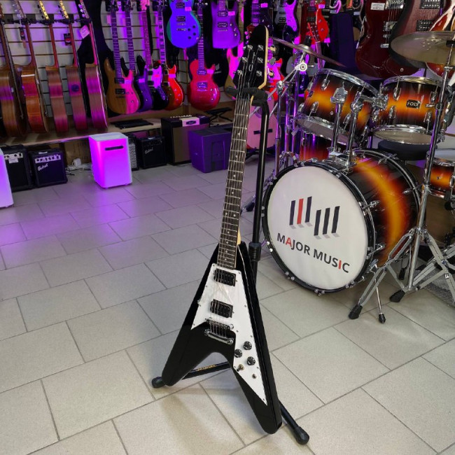 Электрогитара Caraya E235BK V-образная черная