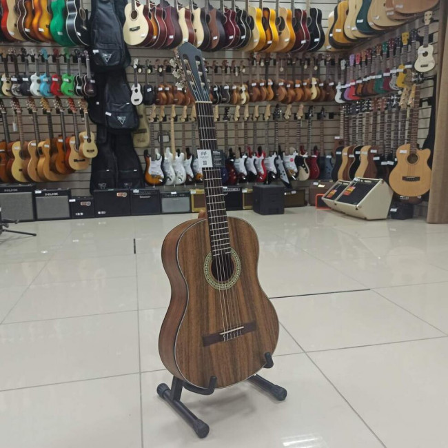 Классическая гитара Flight C-110 TEAK 4/4 натуральный