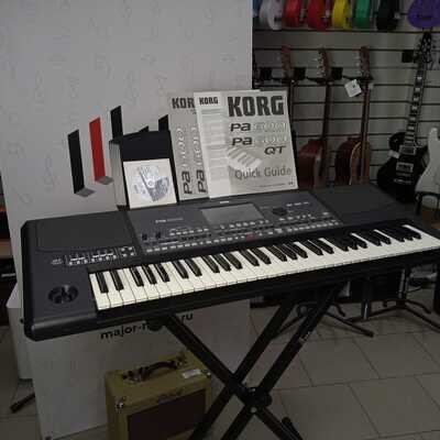 Б/У Синтезатор Korg PA600
