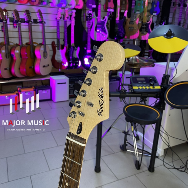 Электрогитара Root Note ST201-FRD цвет красный