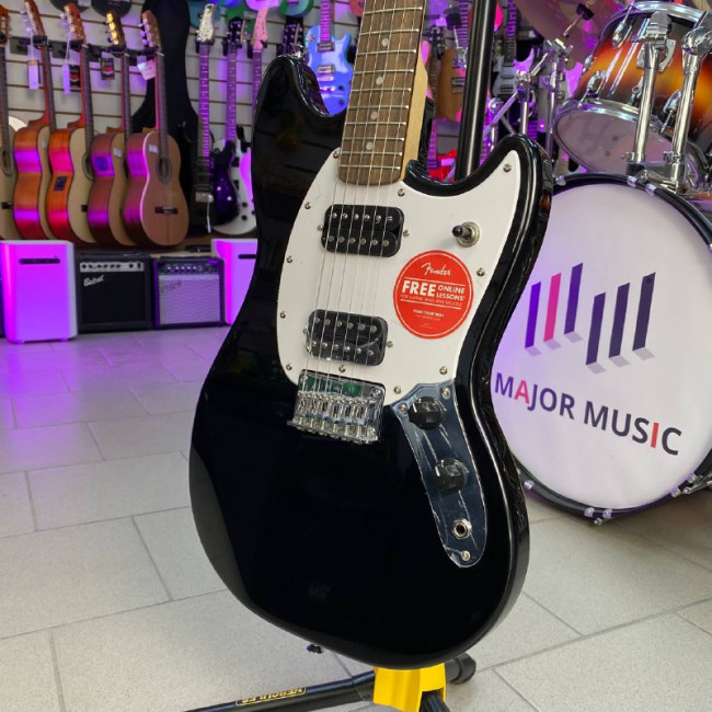 Электрогитара Fender Squier Bullet Mustang HH BLK цвет черный Электрогитара Fender Squier Bullet Mustang HH BLK цвет черный