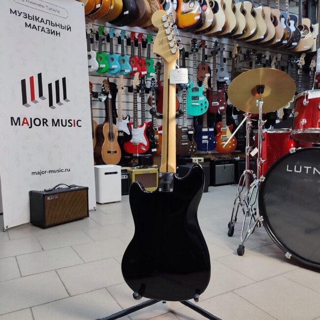 Электрогитара Fender Squier Bullet Mustang HH BLK цвет черный Электрогитара Fender Squier Bullet Mustang HH BLK цвет черный