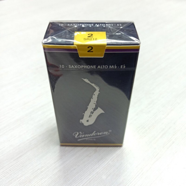 Трости для саксофона Альт Vandoren SR212 Традиционные №2
