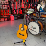 Классическая гитара Barcelona CG6 1/2