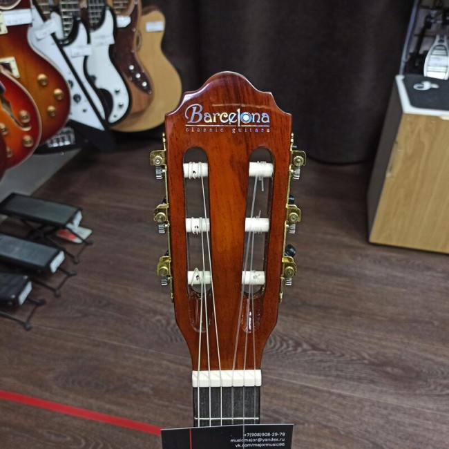 Классическая гитара Barcelona CG6 1/2