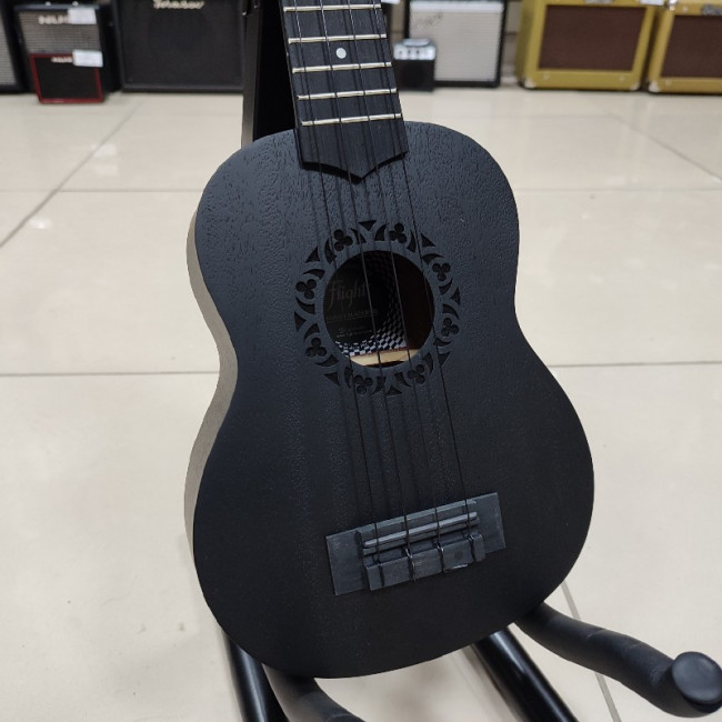 Укулеле сопрано FLIGHT NUS 310 BLACKBIRD цвет черный Укулеле сопрано FLIGHT NUS 310 BLACKBIRD цвет черный